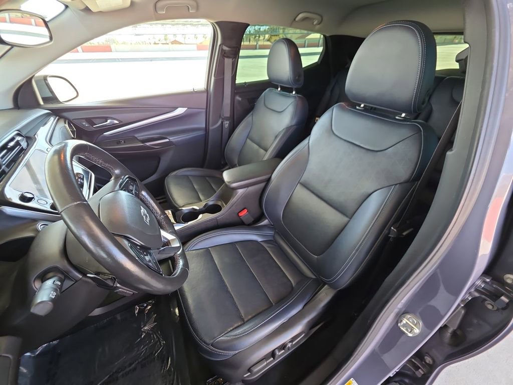 Used 2022 Chevrolet Bolt EUV LT w/ Convenience Package image 20