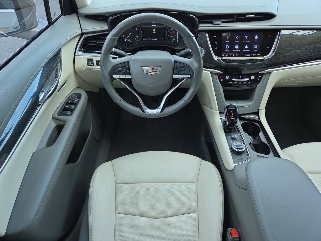 Used 2022 Cadillac XT6 Premium Luxury w/ Technology Package image 15