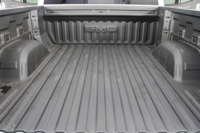 New 2026 GMC Sierra 1500 Elevation w/ Elevation Premium Package image 19