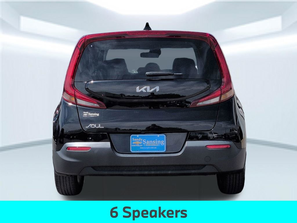 Used 2022 Kia Soul LX w/ Technology Package FWD image 5