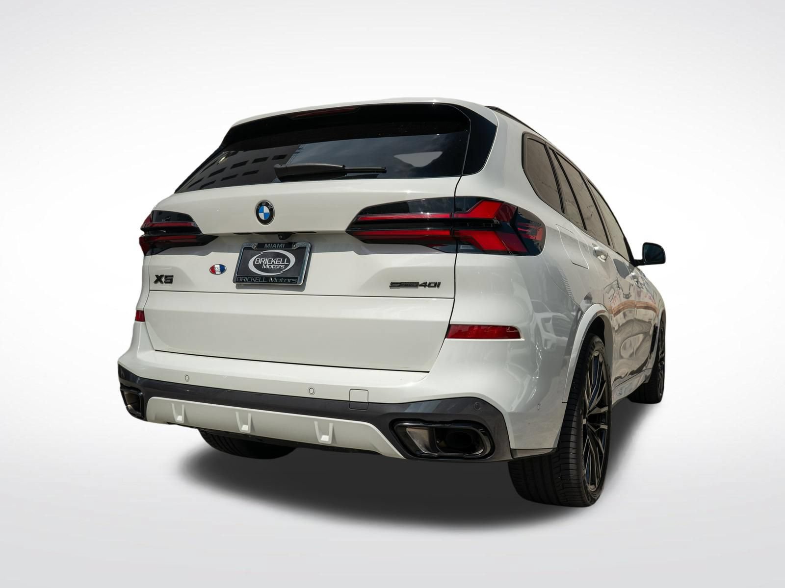 Used 2024 BMW X5 sDrive40i w/ M Sport Package RWD image 22
