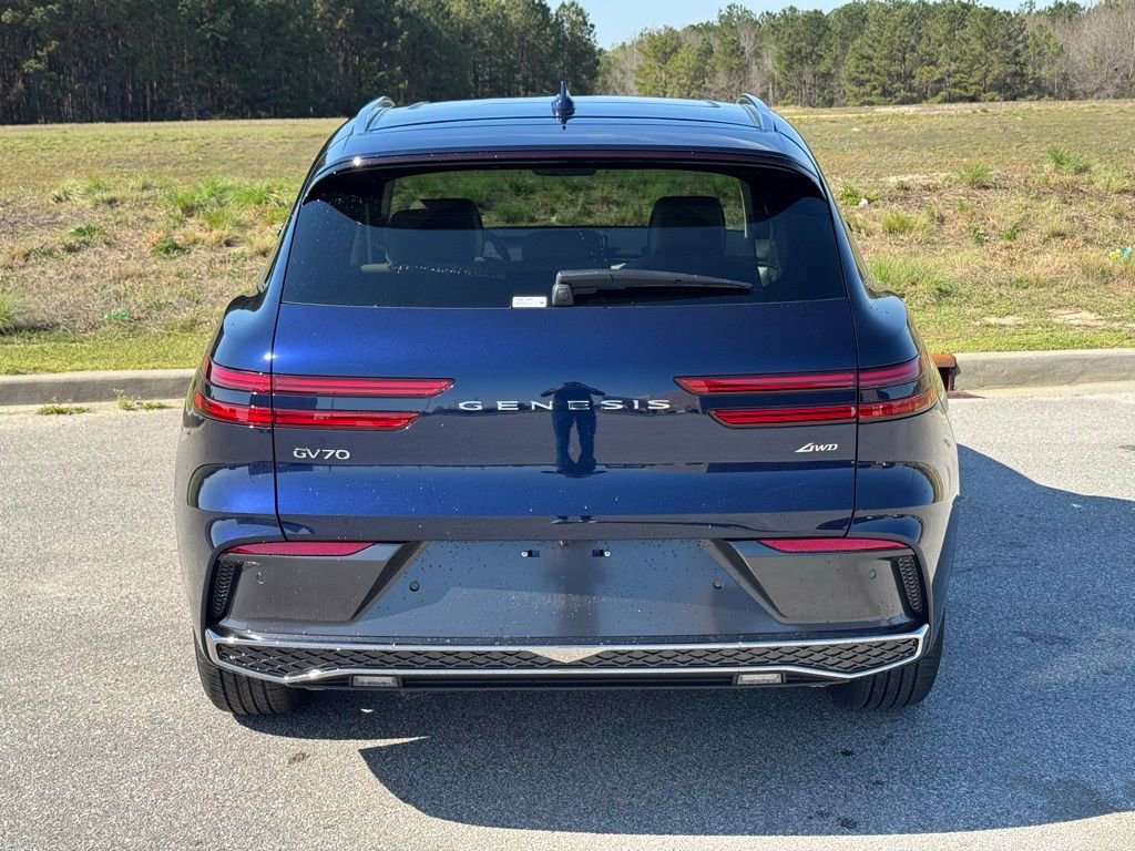New 2026 Genesis GV70 2.5T Select image 12