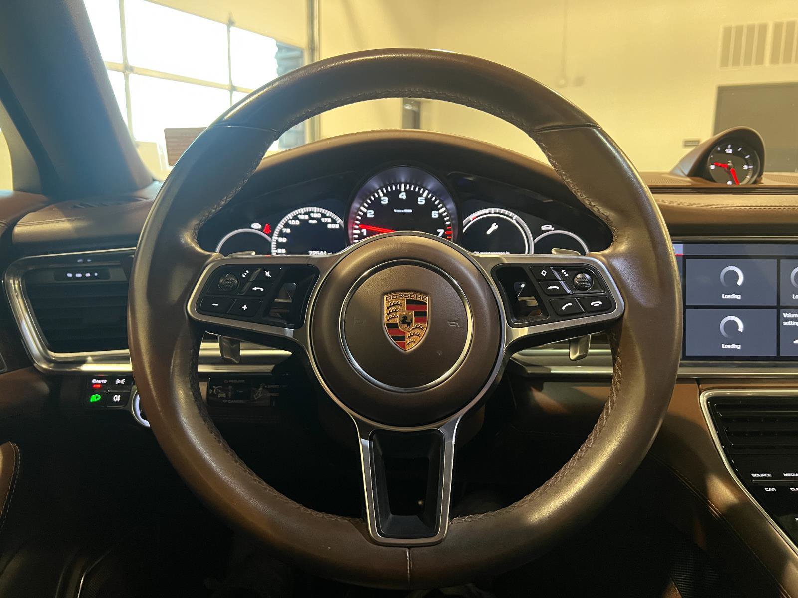 Used 2020 Porsche Panamera 4S image 11