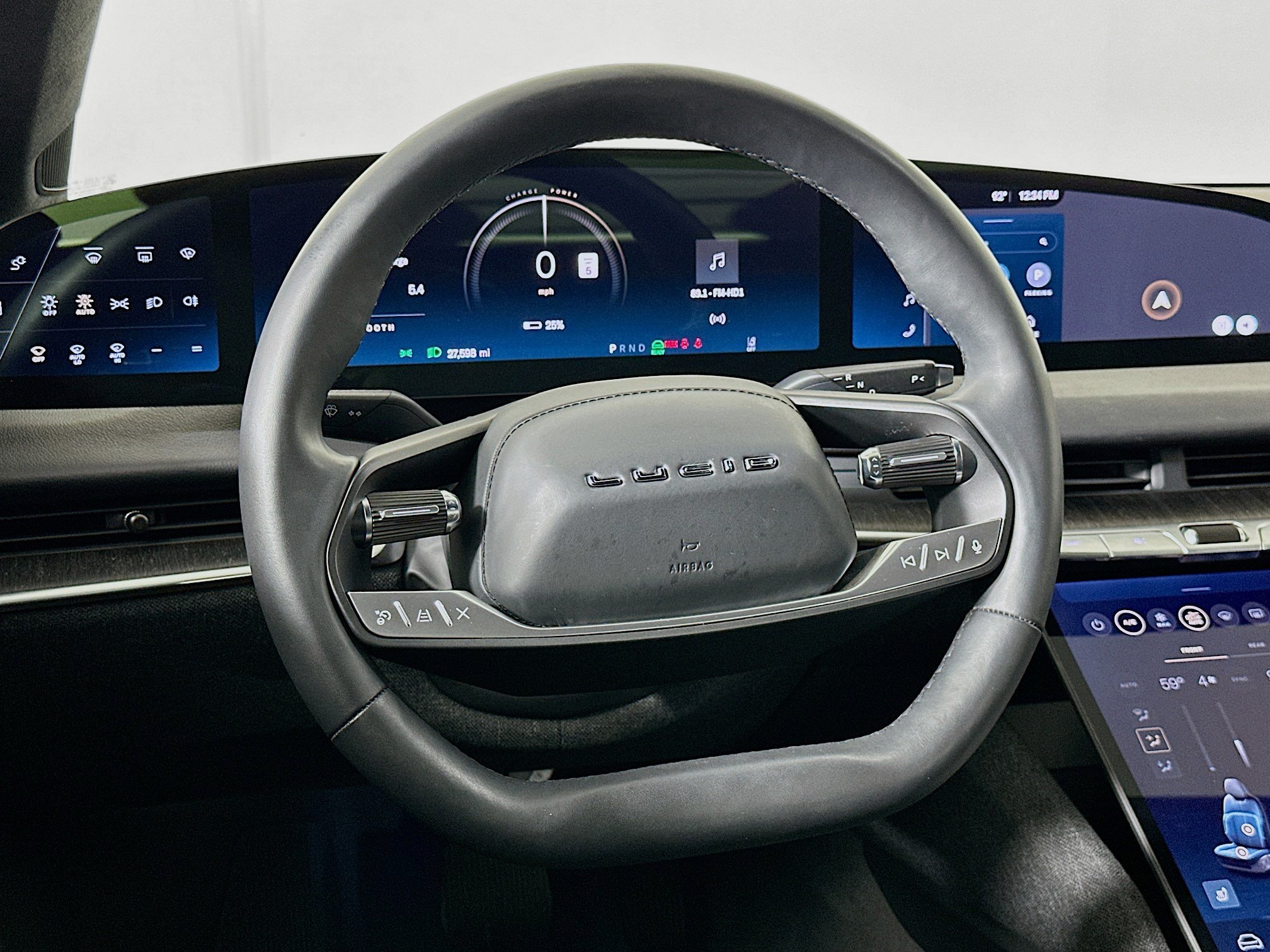 Used 2023 Lucid Air Touring AWD/4WD image 18
