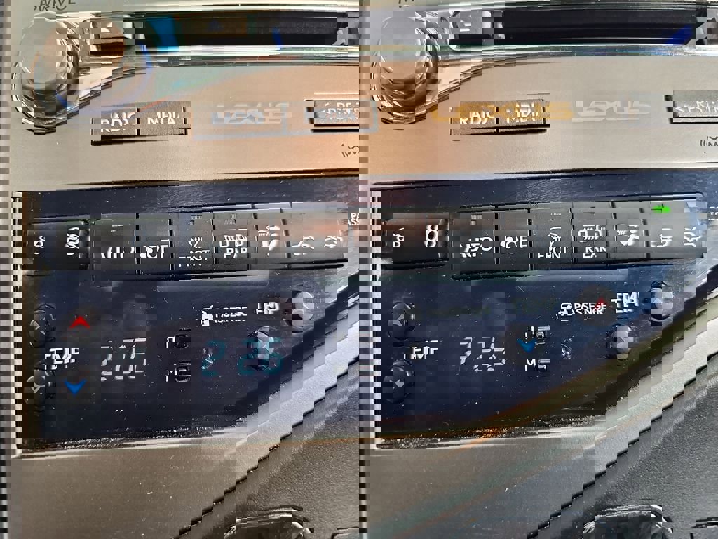 Used 2013 Lexus RX 350 AWD w/ Premium Pkg image 27