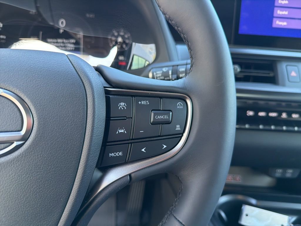 Used 2025 Lexus UX 300h AWD w/ Cold Area Package image 43