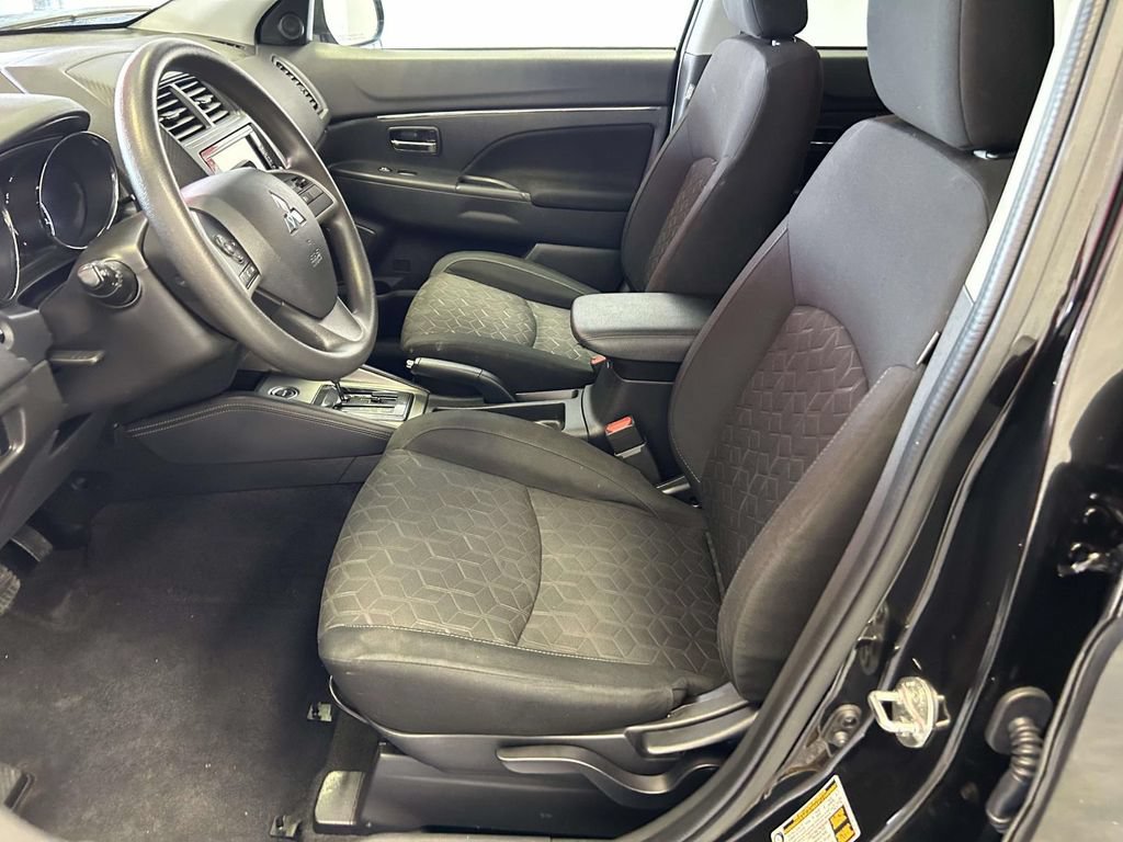 Used 2024 Mitsubishi Outlander Sport ES AWD/4WD image 14