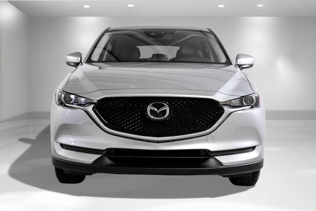 Used 2020 MAZDA CX-5 Touring image 4