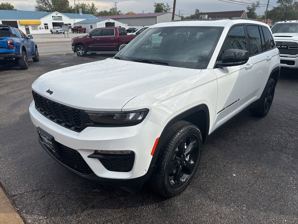 New 2025 Jeep Grand Cherokee Limited w/ Luxury Tech Group II image 6