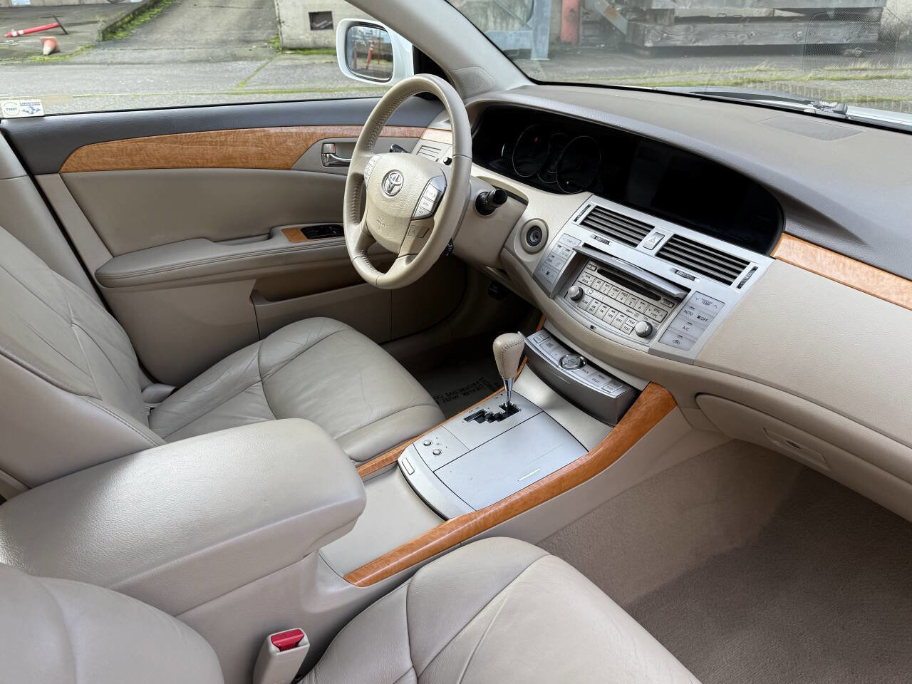 Used 2005 Toyota Avalon XLS image 56