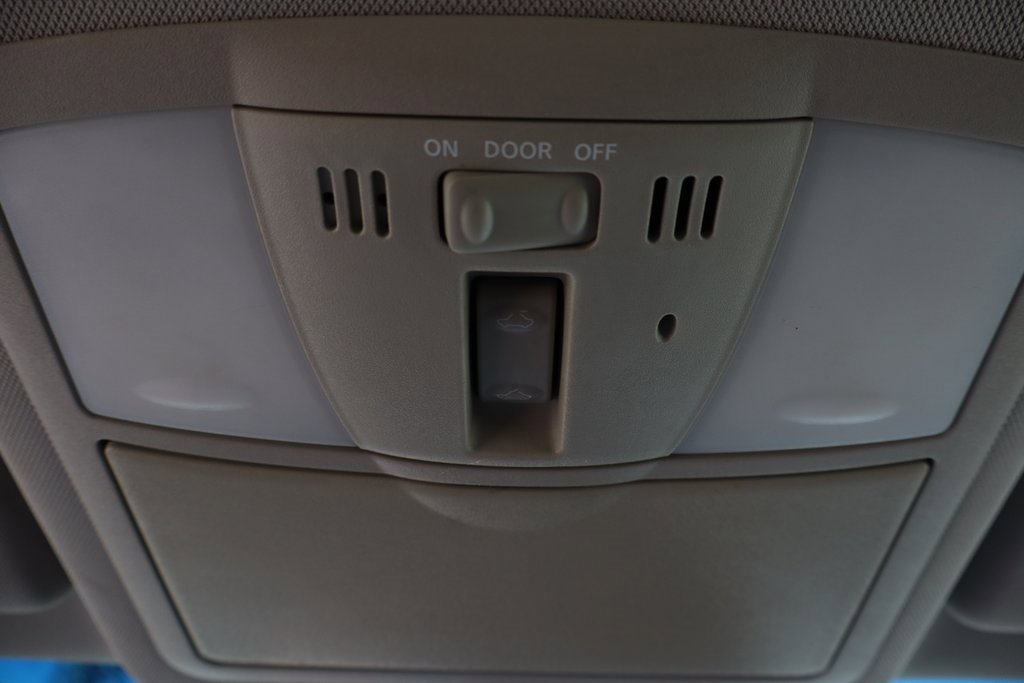 Used 2015 INFINITI Q60 Sport Limited image 29