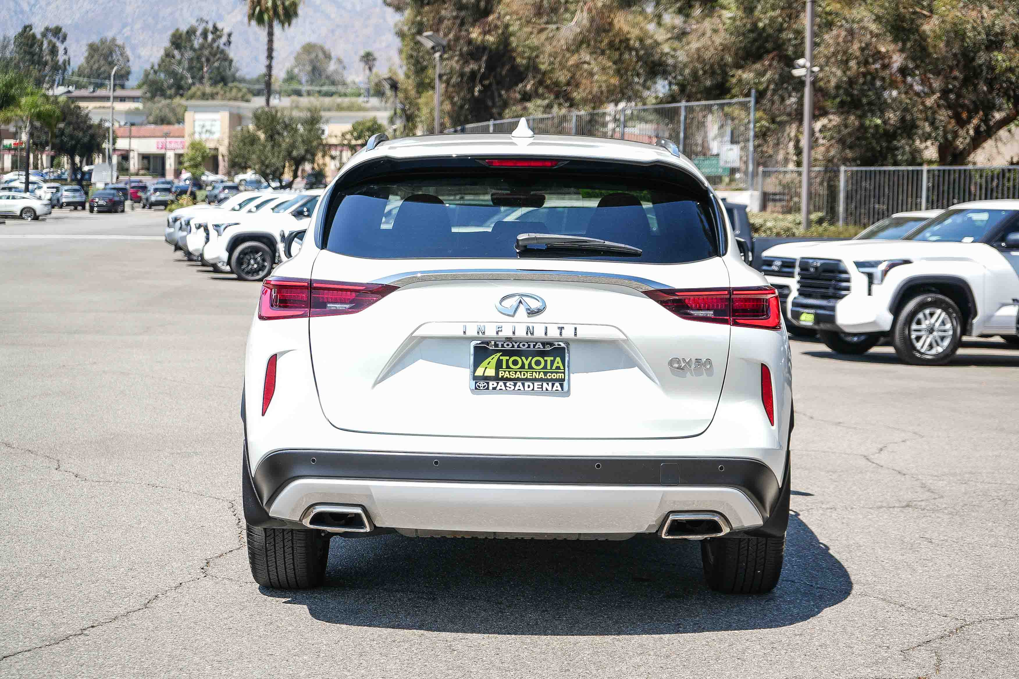 Used 2024 INFINITI QX50 Luxe FWD image 7