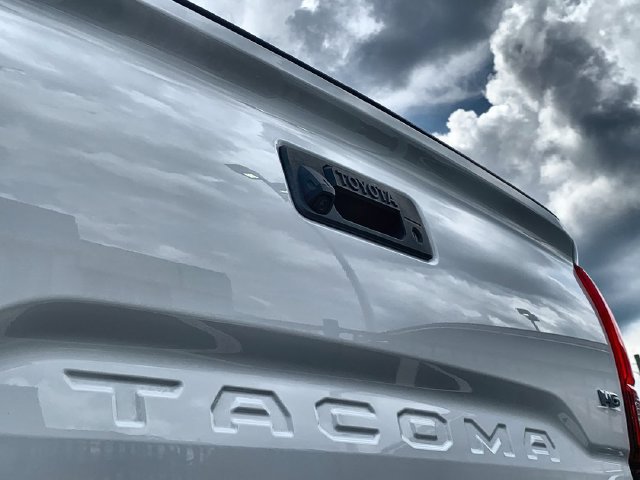 Used 2023 Toyota Tacoma SR5 RWD image 44