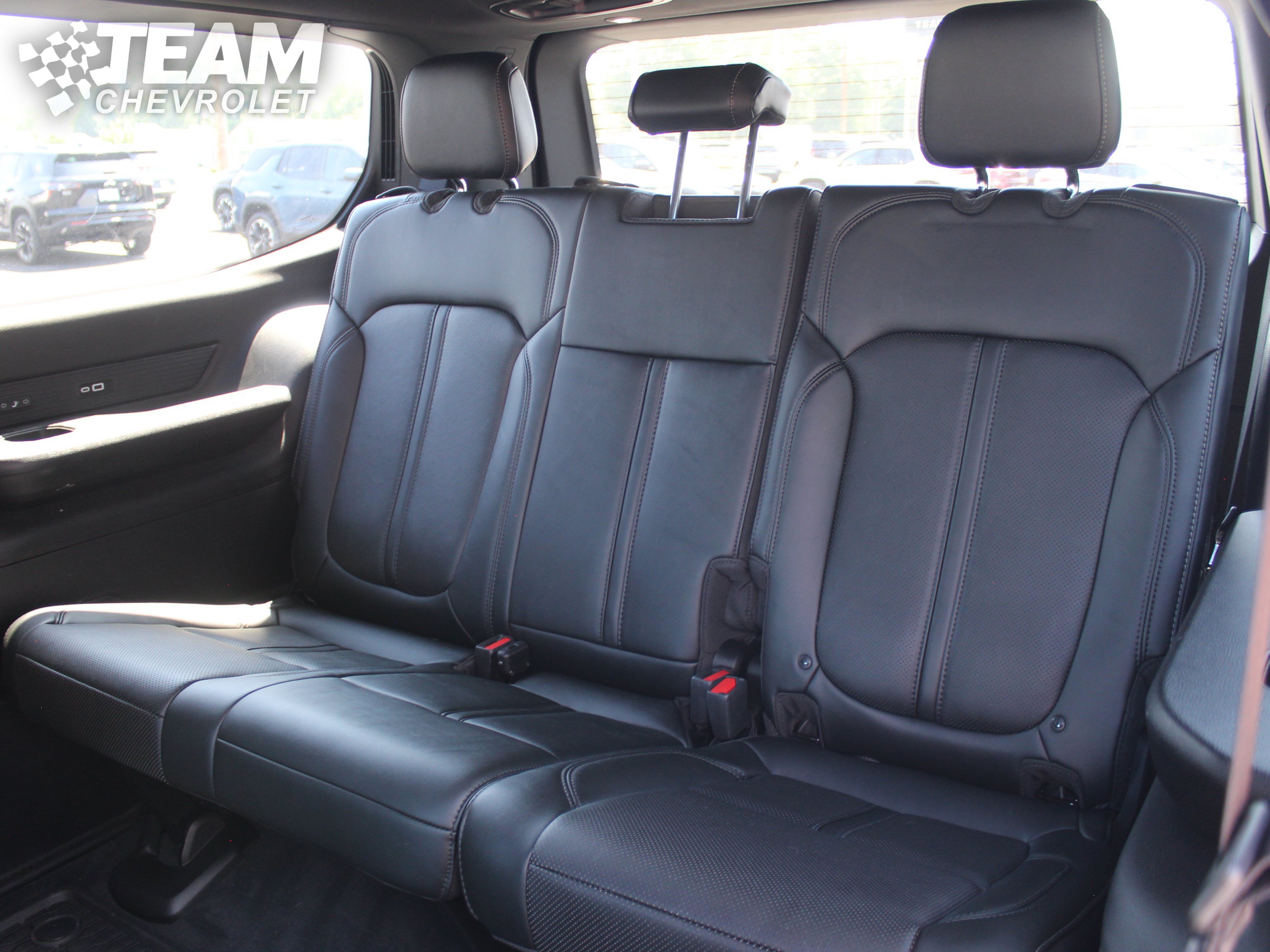 Used 2025 Jeep Wagoneer Series II AWD/4WD image 22