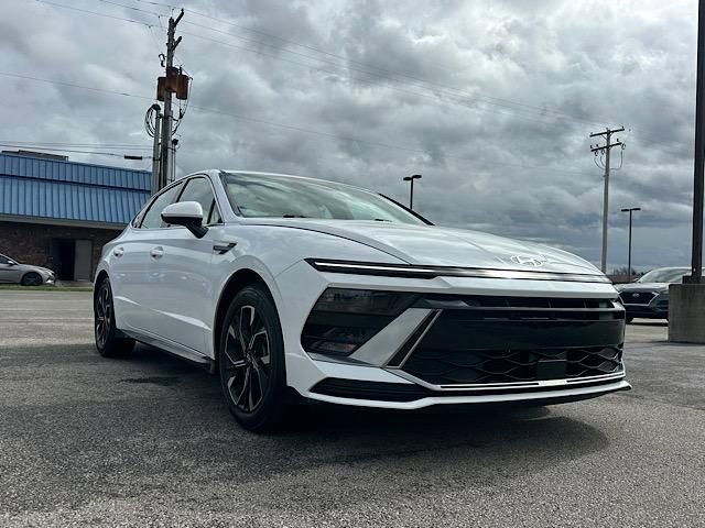 Used 2025 Hyundai Sonata SEL FWD image 7