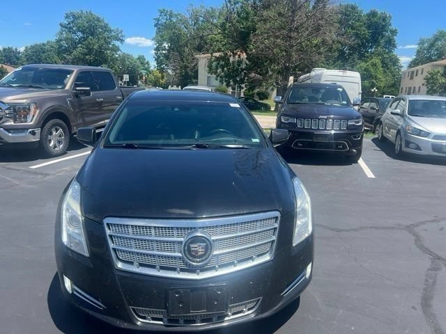 Used 2014 Cadillac XTS Platinum AWD/4WD image 2