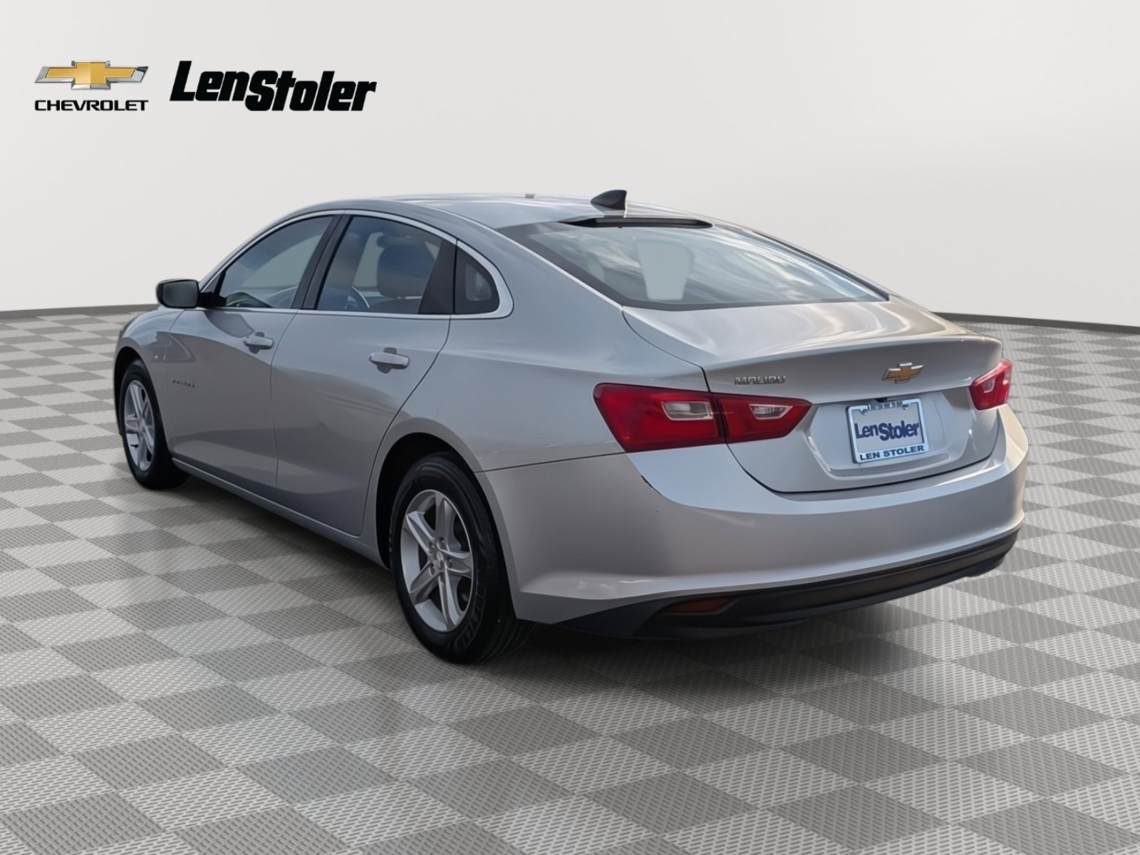 Used 2019 Chevrolet Malibu LS image 3