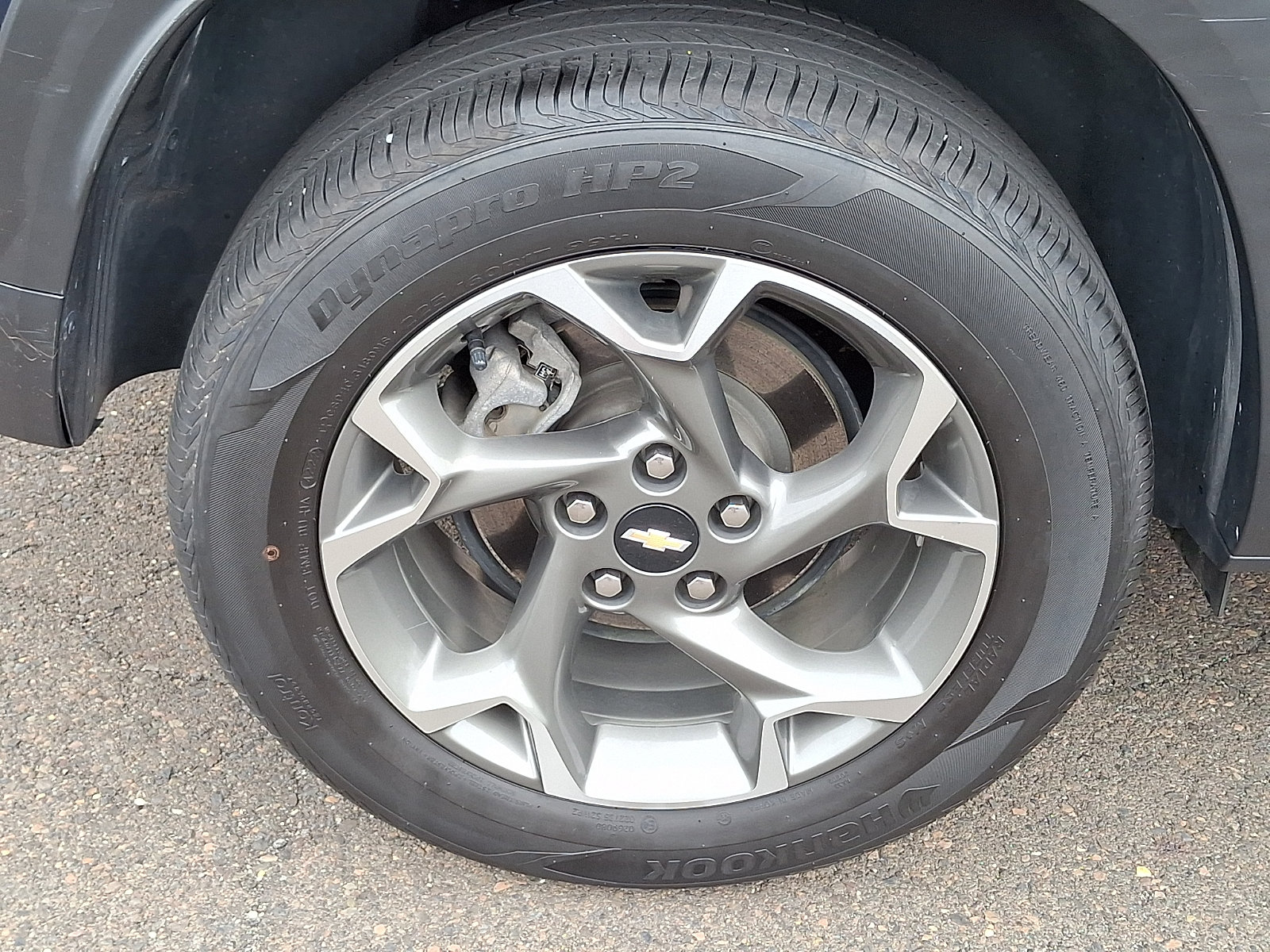 Used 2024 Chevrolet Trax LT w/ Sunroof Package FWD image 7
