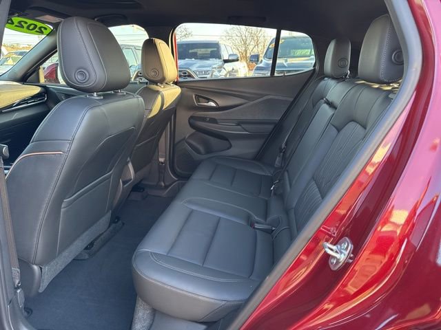 Used 2024 Buick Envista Avenir image 19