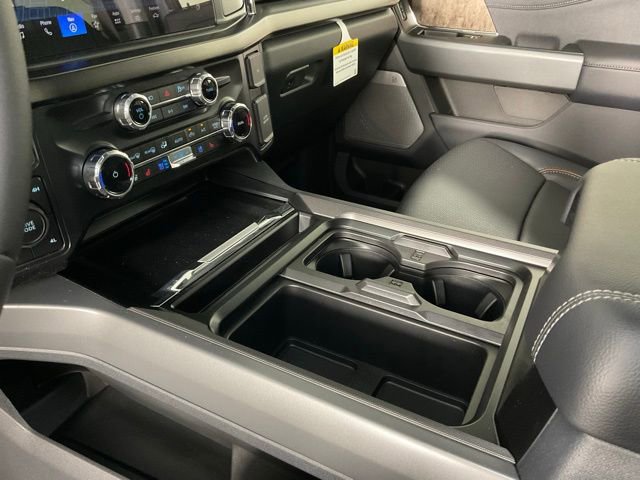 New 2026 Ford F250 Lariat w/ Black Appearance Package image 19