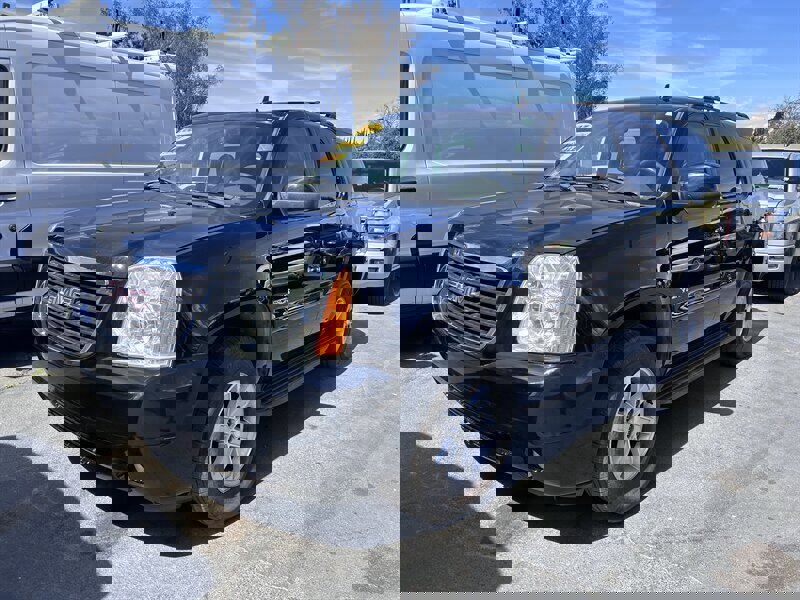 Used 2007 GMC Yukon SLT w/ SLT Preferred Equipment Group image 10