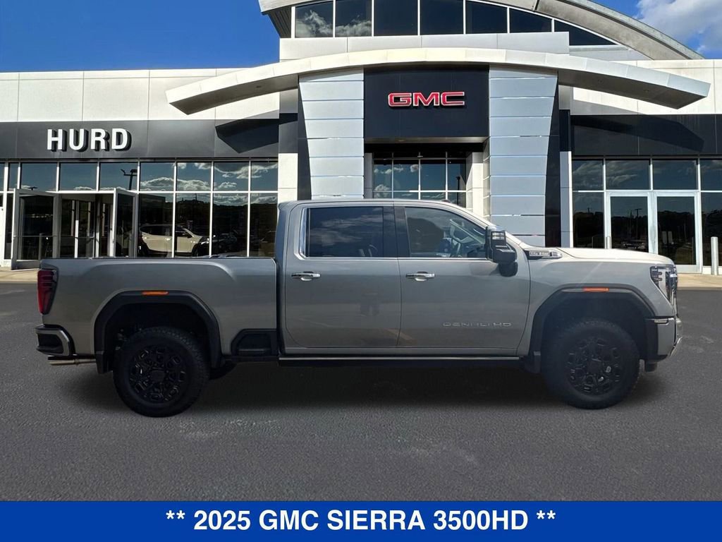 New 2025 GMC Sierra 3500 Denali w/ Denali Reserve Package image 3