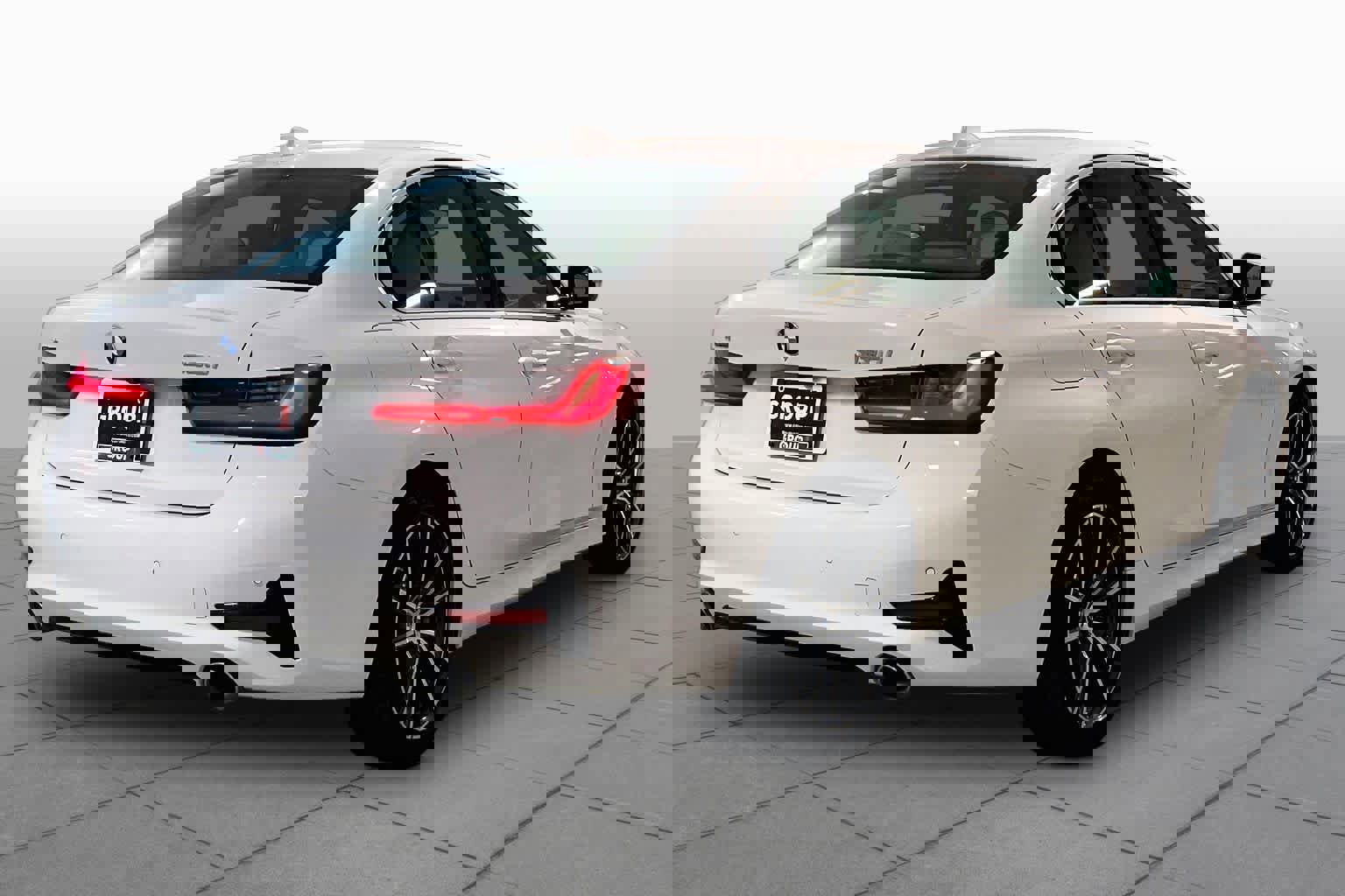 Used 2022 BMW 330i xDrive Sedan w/ Driving Assistance Package image 12