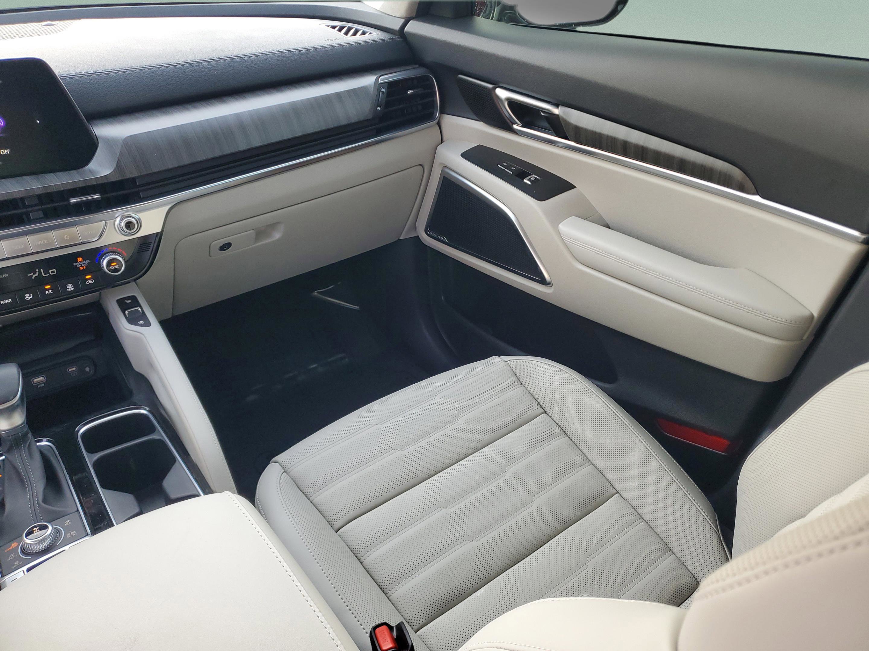 Used 2025 Kia Telluride SX Prestige image 14