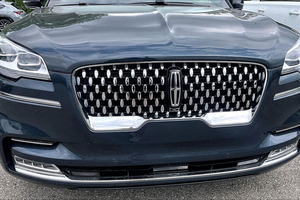 Used 2023 Lincoln Aviator Black Label w/ Dynamic Handling Package image 40