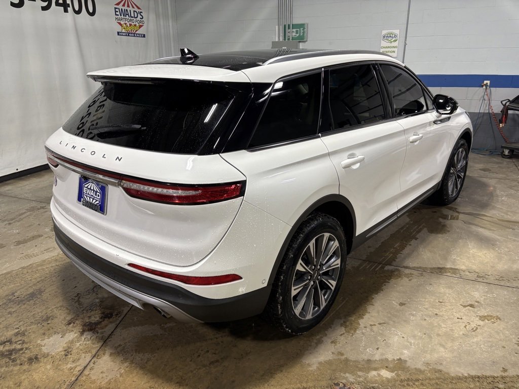 Used 2021 Lincoln Corsair Reserve w/ Equipment Group 201A image 10