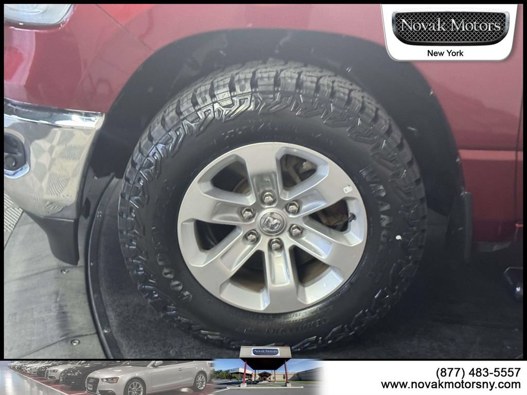 Used 2023 RAM 1500 Laramie AWD/4WD image 5