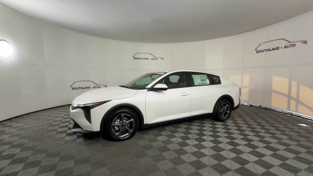 New 2026 Kia K4 FWD image 4