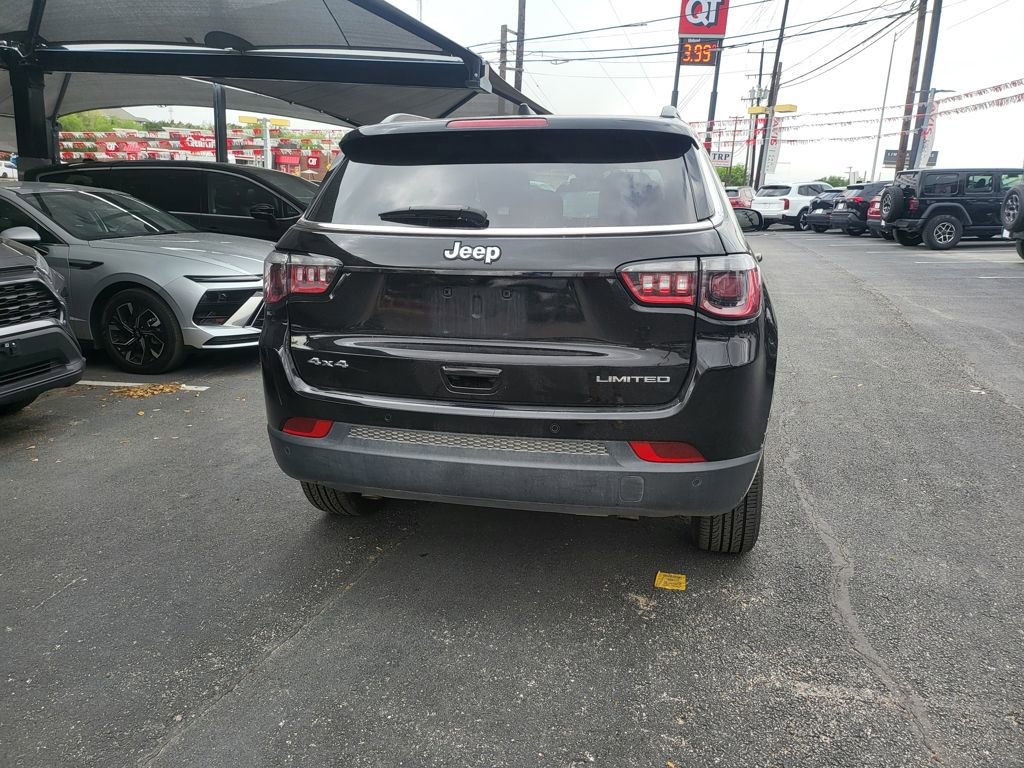 Used 2025 Jeep Compass Limited image 5