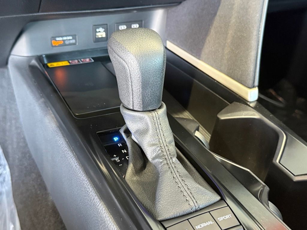 Certified 2025 Toyota Camry LE image 26