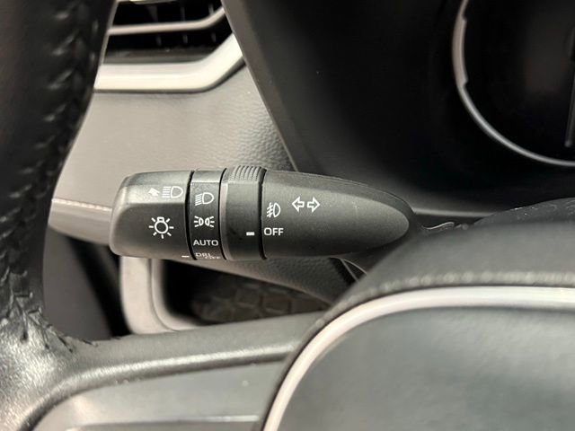 Used 2024 Toyota RAV4 XLE Premium image 21