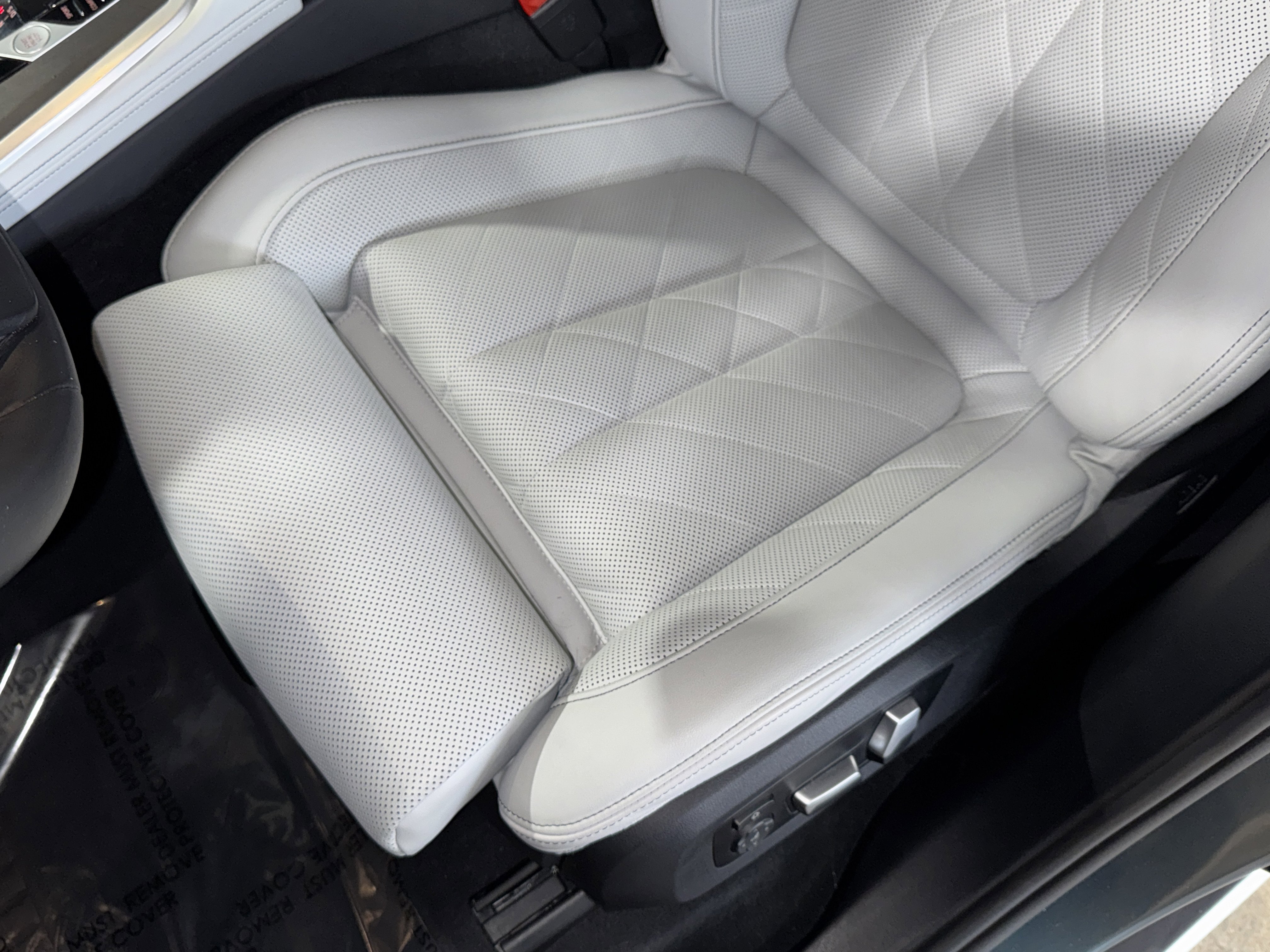 Certified 2024 BMW X5 sDrive40i w/ Premium Package image 34