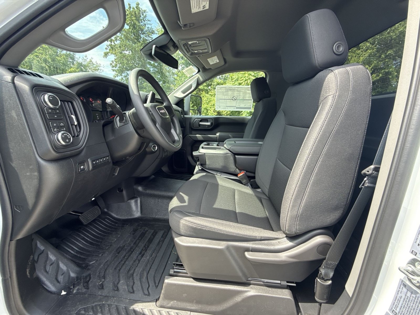 New 2026 GMC Sierra 3500 Pro w/ Convenience Package AWD/4WD image 13