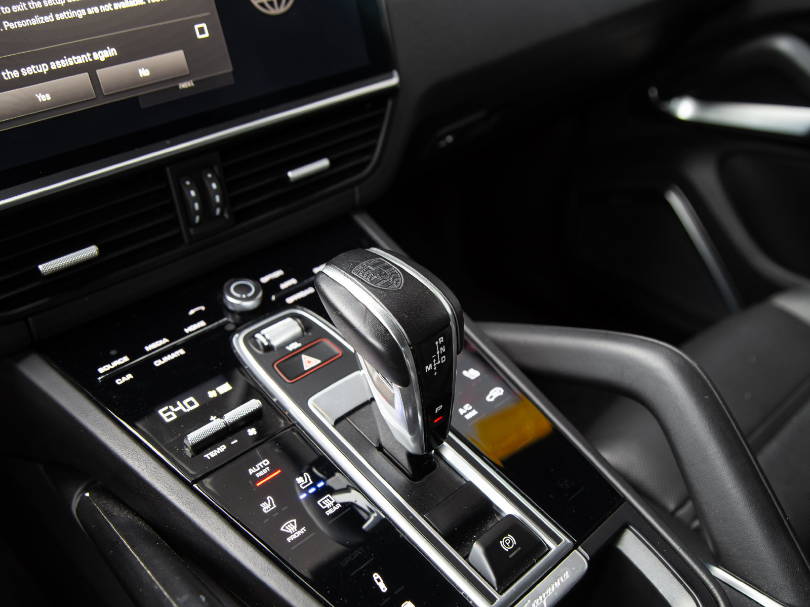 Certified 2023 Porsche Cayenne Turbo AWD/4WD image 22