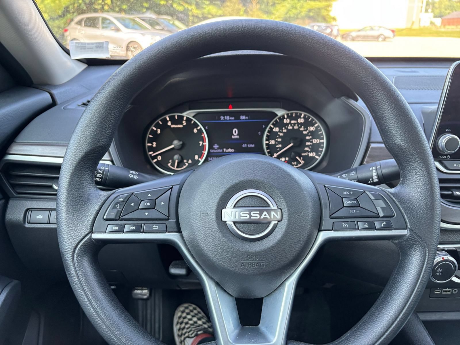 Used 2025 Nissan Altima 2.5 SV FWD image 34