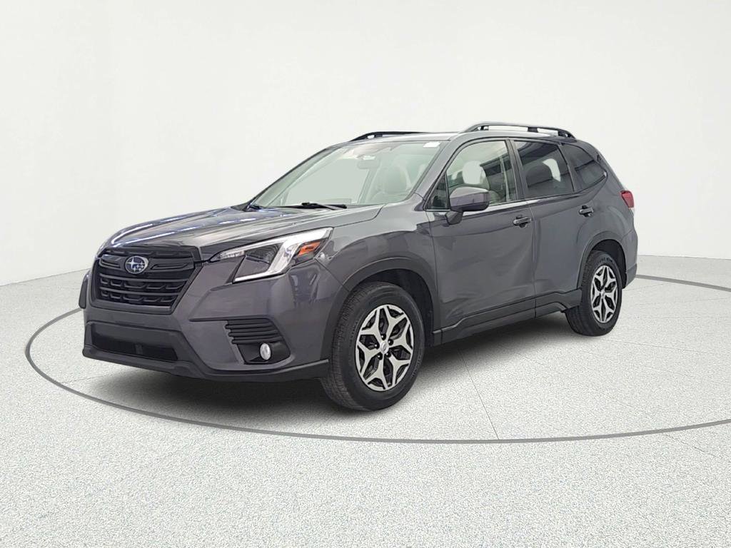 Used 2022 Subaru Forester Premium image 3