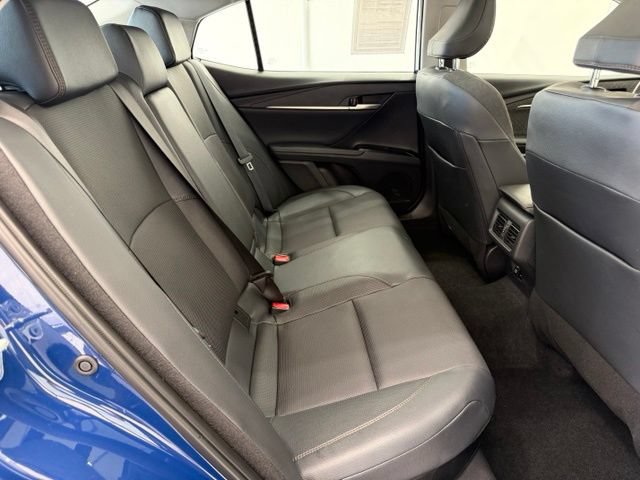 Used 2025 Toyota Camry XLE AWD/4WD image 24