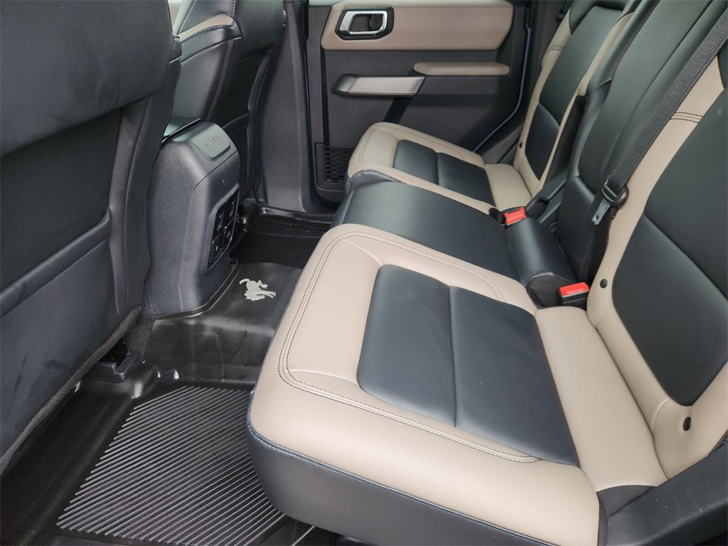 Used 2023 Ford Bronco Wildtrak image 30