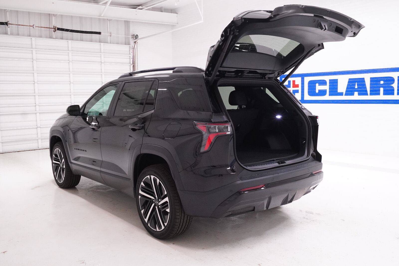 New 2027 Chevrolet Equinox RS w/ Safety and Technology Package FWD image 37
