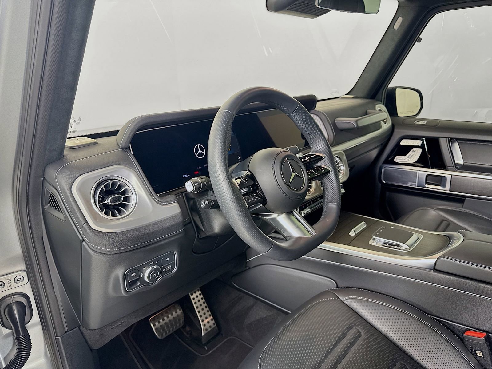 Used 2025 Mercedes-Benz G 580 w/ EQ Technology image 10