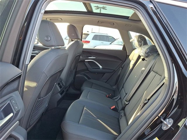 New 2025 Audi Q5 Premium image 6