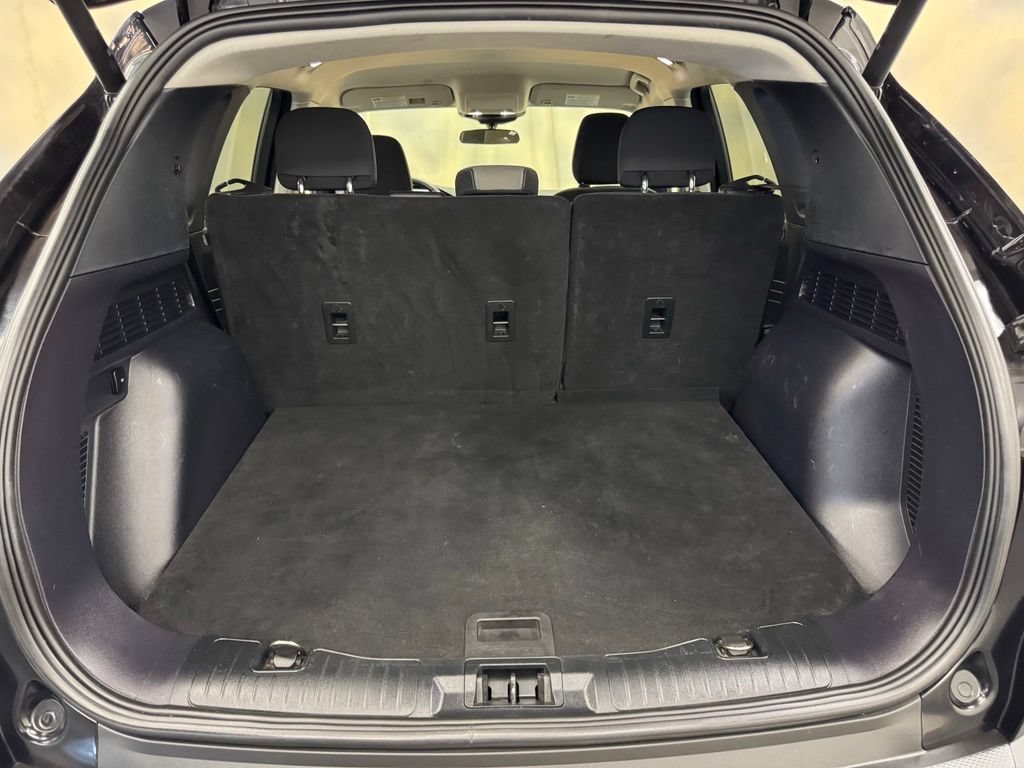 Used 2022 Ford Escape SE w/ Convenience Package FWD image 32