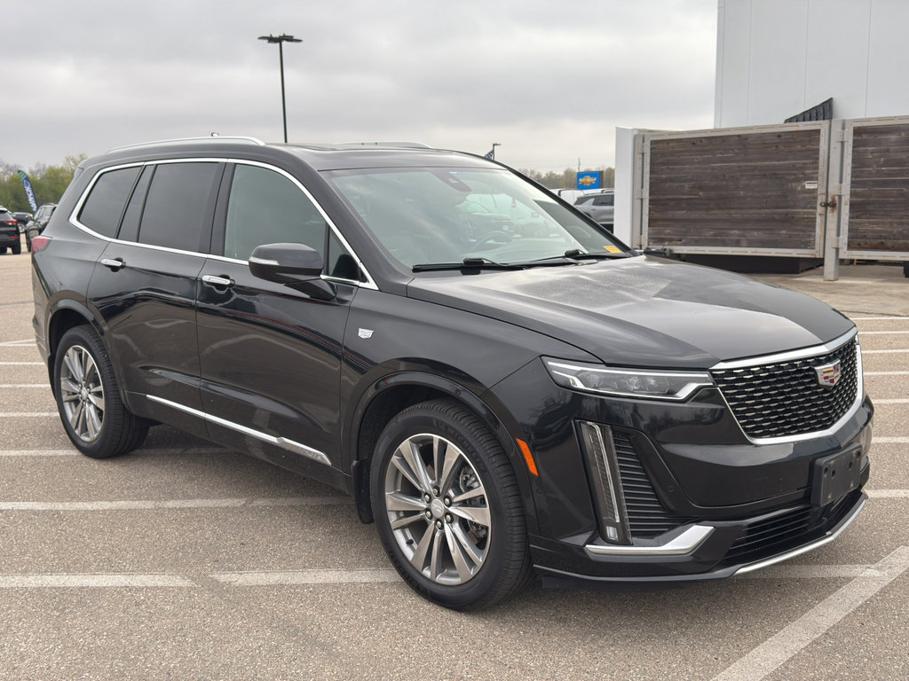 Used 2022 Cadillac XT6 Premium Luxury w/ Platinum Package AWD/4WD image 8