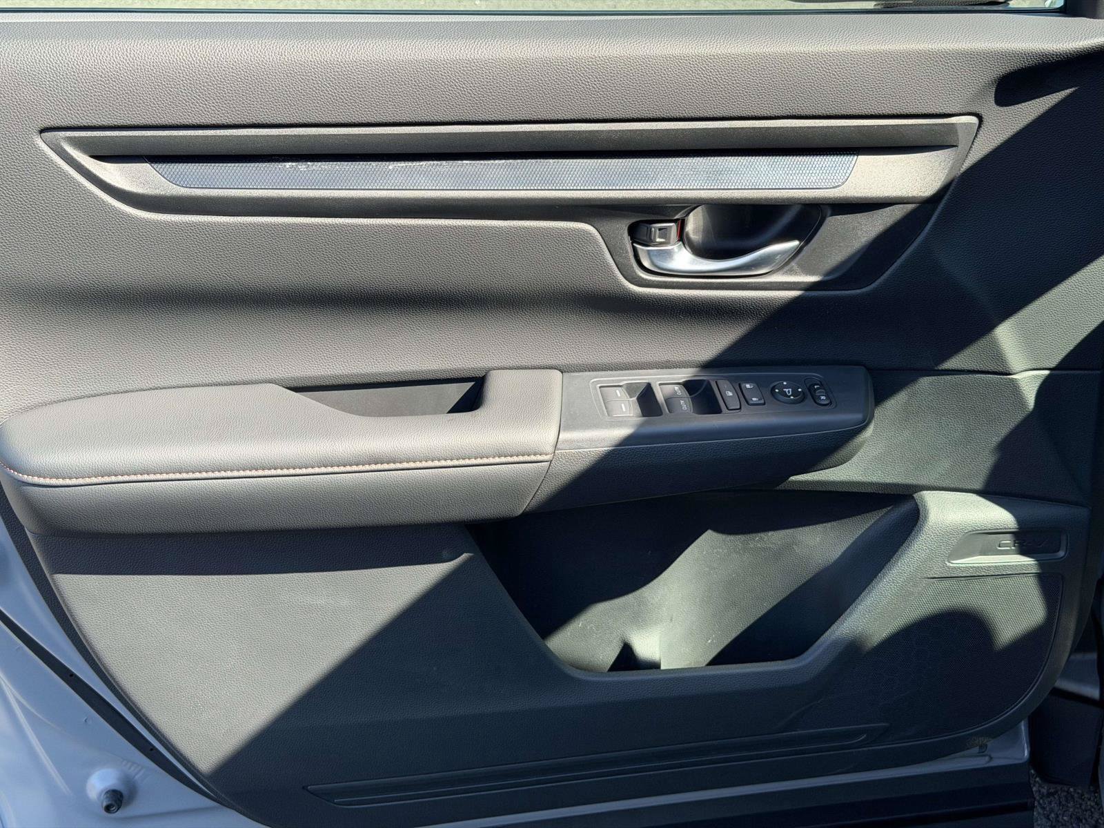 Certified 2026 Honda CR-V Sport image 6