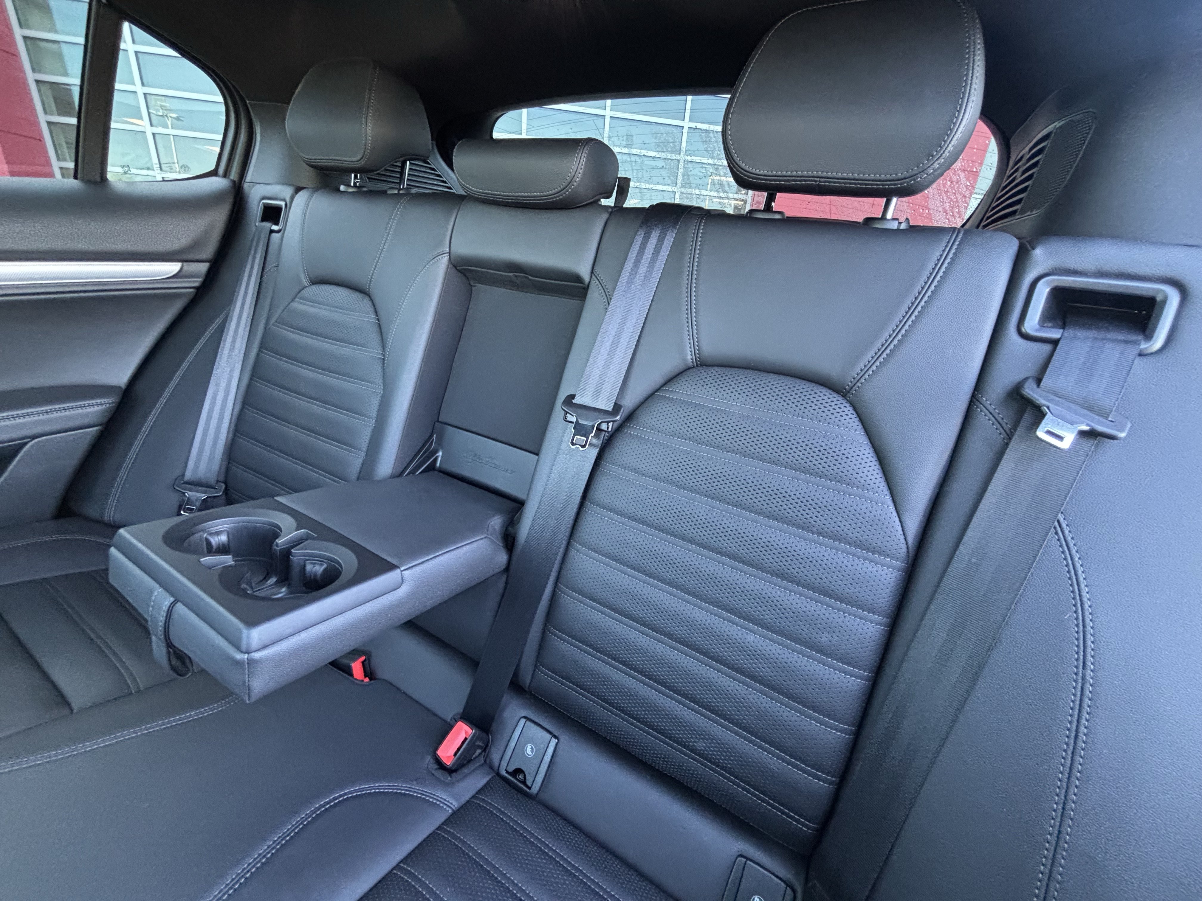 Certified 2023 Alfa Romeo Stelvio Veloce AWD/4WD image 37