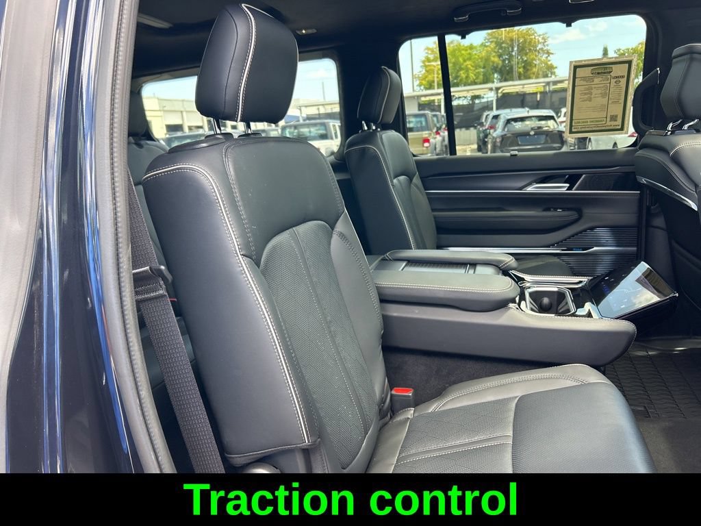 Certified 2024 Jeep Grand Wagoneer Series II w/ Quick Order Packagew 28T AWD/4WD image 31